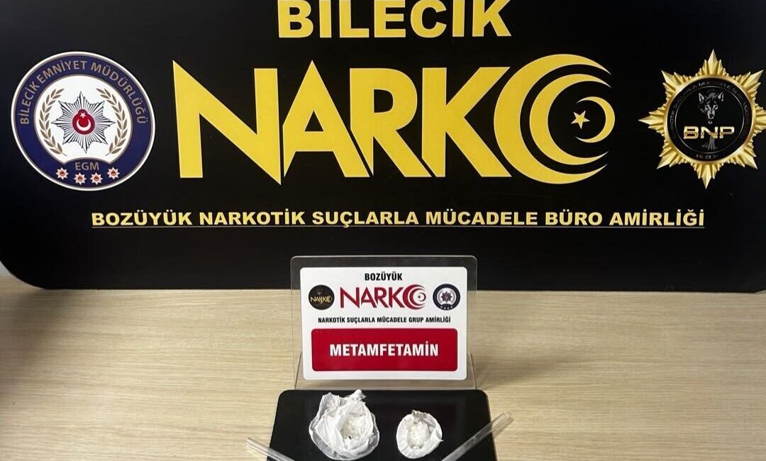 Bozüyük ilçesinde yapılan uyuşturucu operasyonunda bir kişi polis tarafından gözaltına