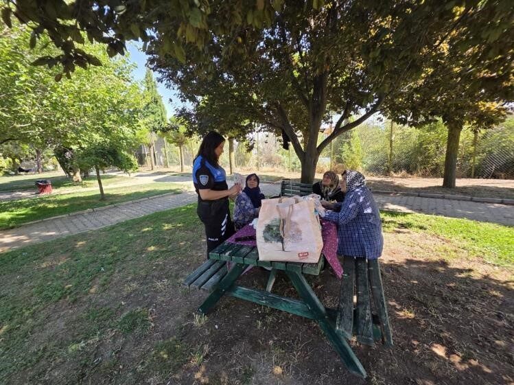 Bozüyük ilçesinde, Bozüyük Toplum Destekli Polislik Büro Amirliği ekipleri tarafından