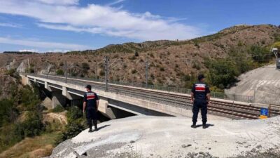 Bilecik’te yer alan Yüksek Hızlı Tren (YHT) ve geleneksel demiryolu
