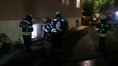 Erzurum’un Yakutiye ilçesine bağlı Ömer Nasuhi Bilmen Mahallesi’nde bir apartman