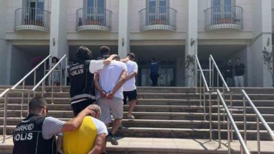 Bodrum ilçesinde gerçekleştirilen operasyonda, sokak üzerinde uyuşturucu ticareti yaptığı tespit
