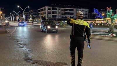Bolu’da geçen hafta boyunca gerçekleştirilen trafik denetimlerinde polis ve jandarma