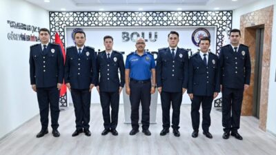 Bolu İl Emniyet Müdürlüğü’nde gerçekleştirilen bir törenle, başkomiser rütbesine yükselen
