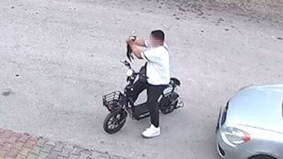 Bolu’da, Beşkavaklar Mahallesi Melis Sokak’ta meydana gelen olayda, 15 yaşındaki