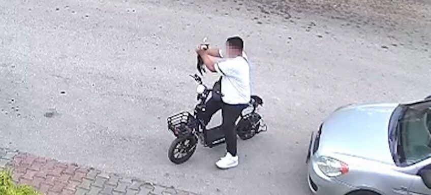 Bolu’da, Beşkavaklar Mahallesi Melis Sokak’ta meydana gelen olayda, 15 yaşındaki