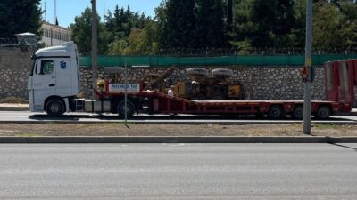 Burdur’da, bir sürücünün önündeki aracın aniden durması üzerine fren yapan