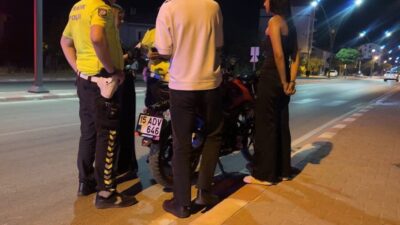 Burdur ilinde meydana gelen trafik kazasında bir motosiklet sürücüsü yaralandı.