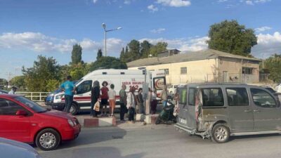 Burdur’da meydana gelen trafik kazasında bir motosiklet sürücüsü otomobil ile