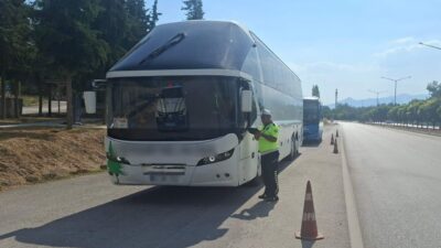 Burdur’da, şehirler arası yolcu taşıyan otobüsler üzerinde yapılan denetimler hız