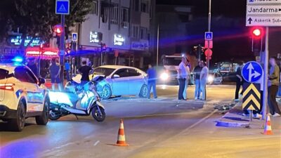 Bursa’nın İnegöl ilçesinde meydana gelen trafik kazasında 2 araç çarpıştı