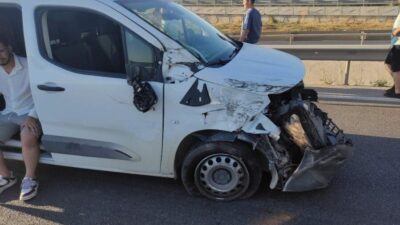 Gölkıyı mevkiinde yaşanan zincirleme trafik kazası sonucunda bir kişi yaralandı