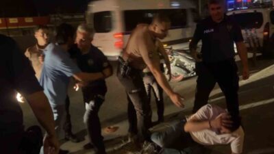 Bursa’nın Yıldırım ilçesinde, Ankara Yolu Caddesi’nde taksiye binen iki sarhoş