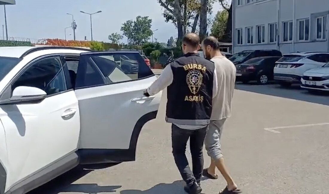 Bursa ilindeki polis ekipleri tarafından yürütülen operasyonlarda, aranan suçlulardan 3