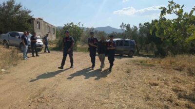 Bursa’da iddia edilen hırsızlık vakasına müdahale eden polis ekipleri, çalıntı