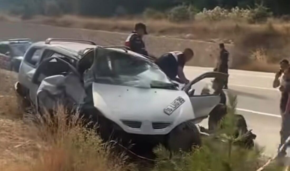 Bursa’nın Keles ilçesinde bir sürücü, rahatsızlanan eşini hastaneye yetiştirmeye çalışırken