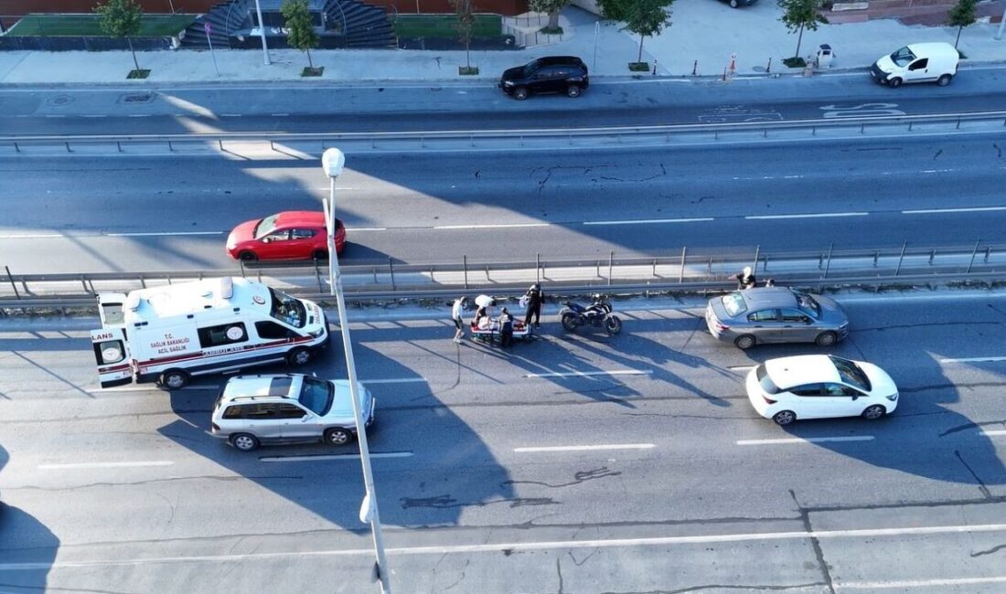 İstanbul Büyükçekmece E-5 karayolunda meydana gelen bir kaza sonucunda bir