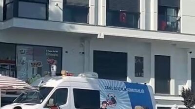 İstanbul’un Büyükçekmece ilçesinde, ailesiyle birlikte sahile giden 5 yaşındaki bir