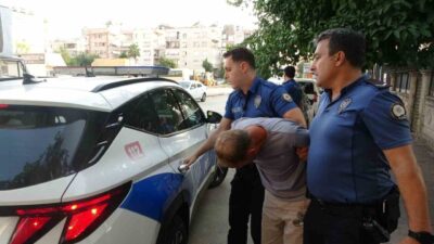 Antalya’nın ünlü plajlarından biri olan Konyaaltı Sahili’nde meydana gelen olayda,