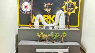 Çanakkale’de polis ekipleri tarafından yapılan operasyonlarda çeşitli suçlardan aranan 5