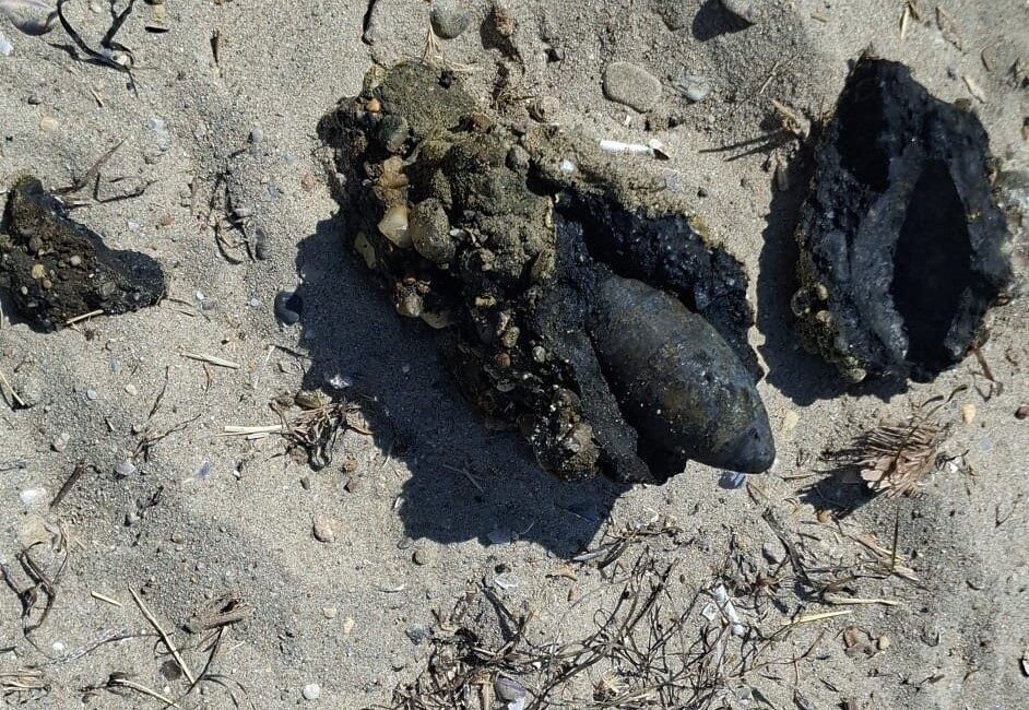 Çanakkale’de Kepez beldesinde bulunan halk plajında savaş zamanından kalma olduğu