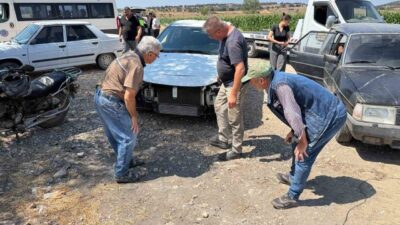 Çanakkale’nin Çan ilçesinde, iki aracın karıştığı trafik kazasında sürücüler, şans