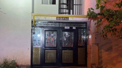 Tunceli’de Atatürk Mahallesi’nde bir binanın bitişiğinde yapılan temel kazısı sırasında