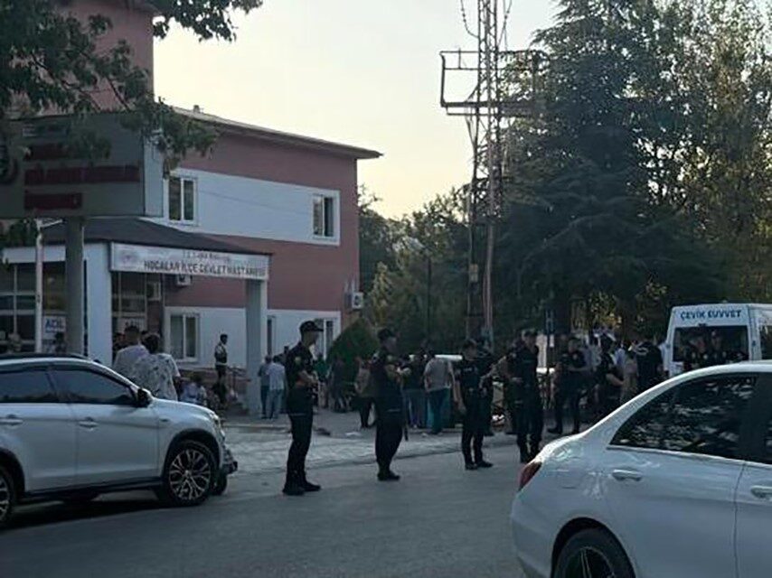 Afyonkarahisar’da yaşanan olayda, iki kişiyi vurarak öldüren şüphelinin, iddialara göre