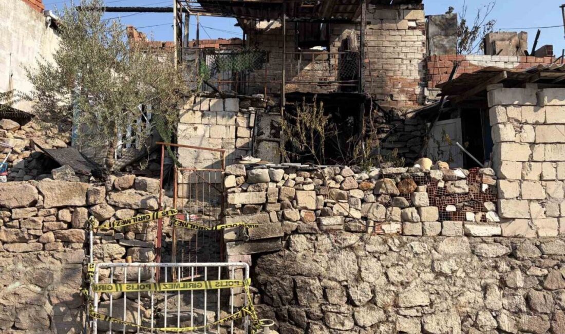 İzmir’in Çiğli ilçesinde, Şirintepe Mahallesi 8424/3 Sokak’ta bulunan tek katlı