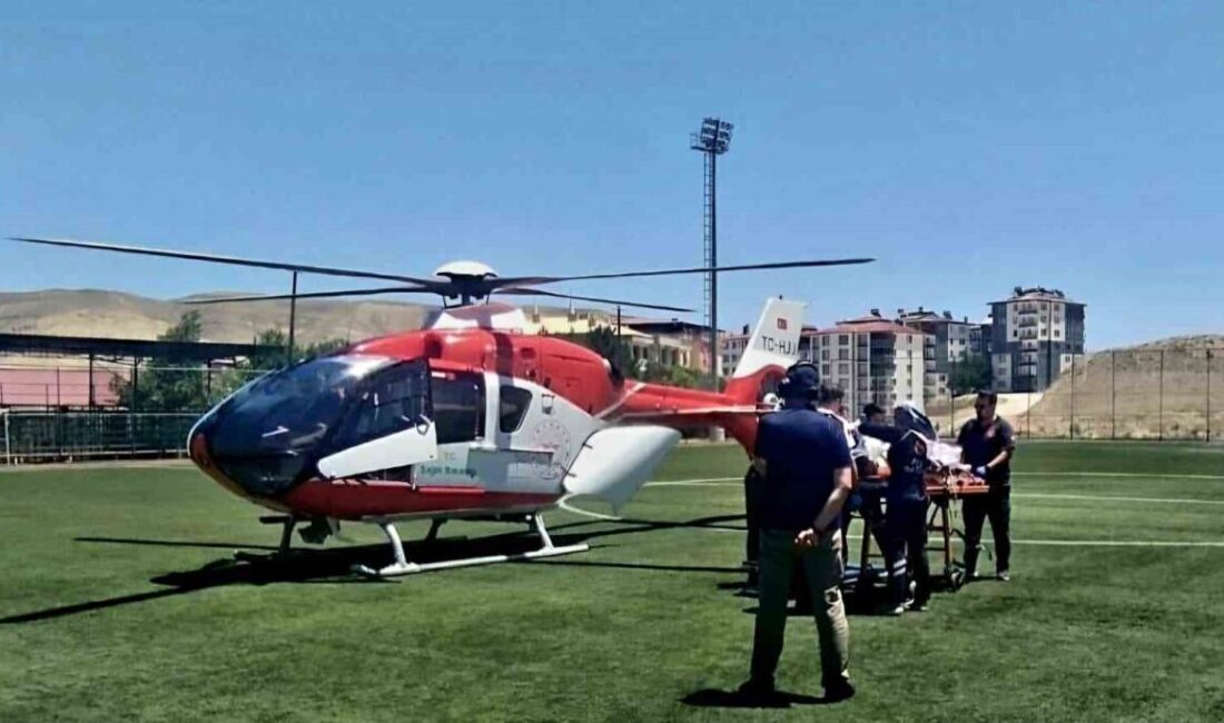 Darende ilçesinde 16 yaşındaki bir erkek hastanın kalp krizi geçirmesi