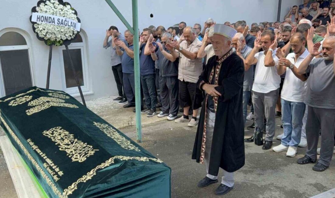 Samsun’da denizde yüzerken halasının eşiyle birlikte boğulan 17 yaşındaki genç,
