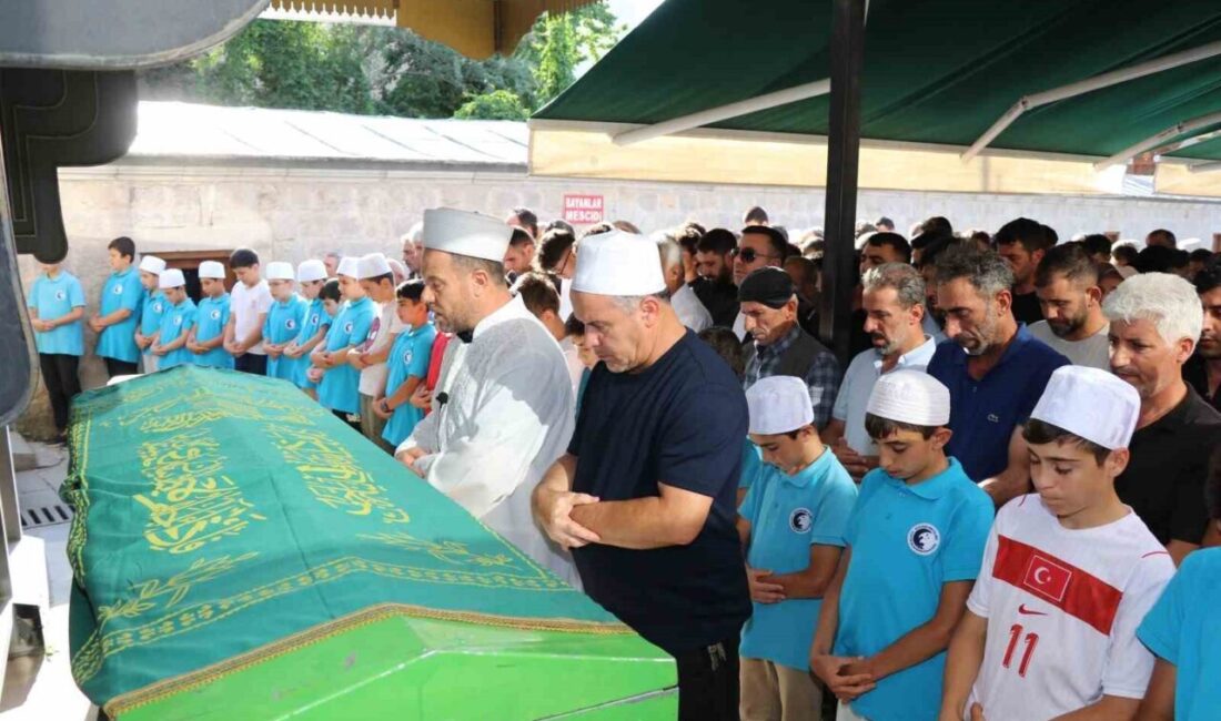 Erzurum’un Oltu ilçesinde, dere yatağında gerçekleştirilen hafriyat çalışmalarının ardından oluşan