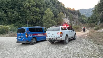 Düzce’nin Hasanlar Barajı yakınlarında 3 çocuğun suya girdikten sonra kaybolduğu