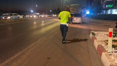 Tavşanlı ilçesinde yaşanan trafik kazasında motosikletin kamyona arkadan çarpması sonucunda