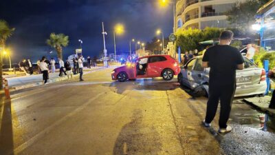 Mudanya ilçesinde meydana gelen trafik kazasında 4 kişi yaralandı. Kaza,