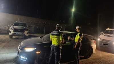 Ağrı’nın Diyadin ilçesinde, Diyadin Kaymakamlığı koordinasyonunda, kolluk kuvvetleri tarafından yol