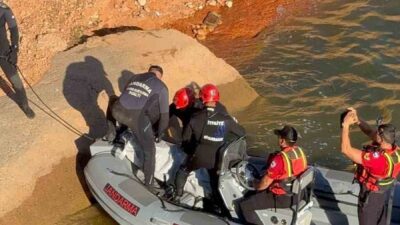 Çınar ilçesinde bulunan Göksu Barajı’nda bir erkek cesedi keşfedildi. Bölgedeki