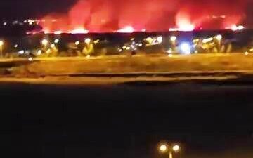Diyarbakır’da, yerleşim alanına yakın bir alanda çıkan yangın korkuya sebep
