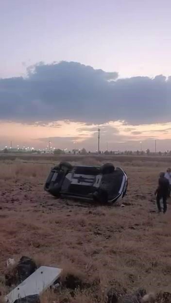 Diyarbakır’da bir otomobilin tarlaya uçması sonucu 1 kişi yaralandı. Olay,