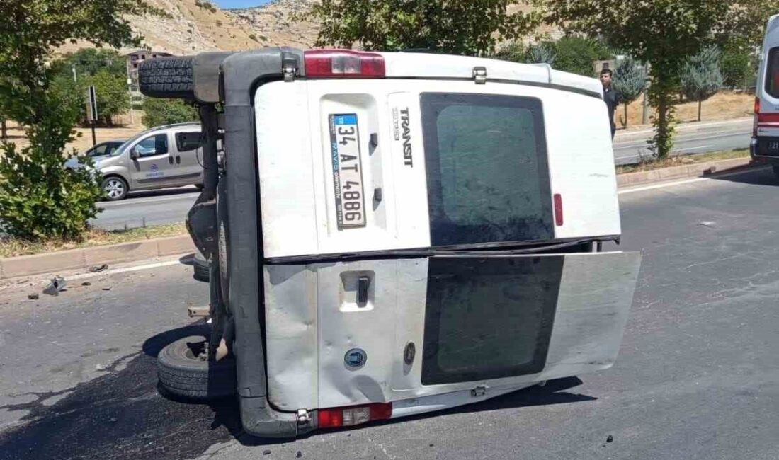 Diyarbakır’ın Silvan ilçesine bağlı Yüksek Mahalle mevkiinde meydana gelen trafik