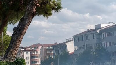 Bandırma’da, iddiaya göre düğün konvoyundan atılan bir havai fişek, Cumhuriyet