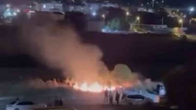 Balıkesir’in Susurluk ilçesinde gerçekleşen bir düğünde atılan havai fişekler, yol