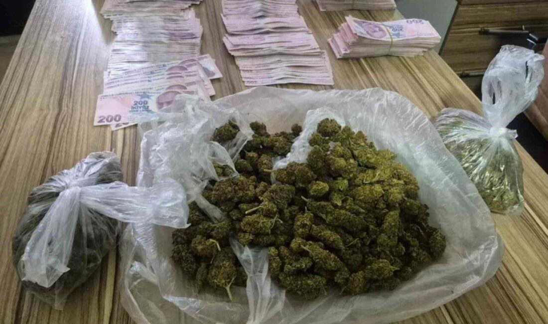 Bursa’nın İnegöl ilçesinde Bölge Trafik ekiplerinin dur ihtarına uymayarak polisten