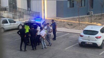 Adıyaman’da polis ekipleri, ’dur’ ikazlarına uymayarak kaçmaya çalışan ehliyetsiz bir