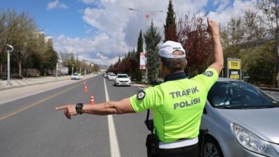 Son bir hafta içinde Düzce’de Jandarma ve Polis trafik ekipleri,