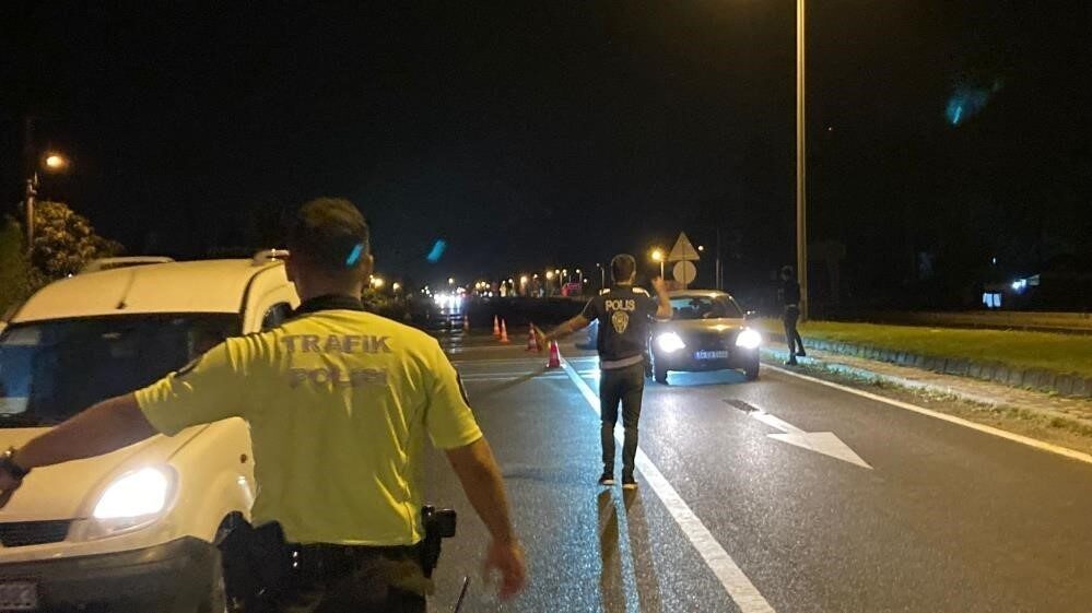 Düzce’de, polis ve jandarma ekipleri tarafından gerçekleştirilen 1 haftalık denetimlerde