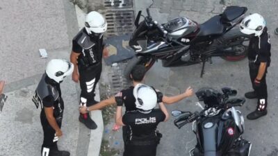 Edirne’de, Narkotik Suçlarla Mücadele Şube Müdürlüğü ekipleri tarafından yürütülen uyuşturucu