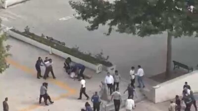 Elazığ Adliye binası önünde meydana gelen bir olayda, iki grup