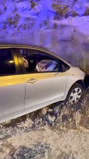 Elazığ’da meydana gelen trafik kazasında iki otomobil çarpıştı ve 5