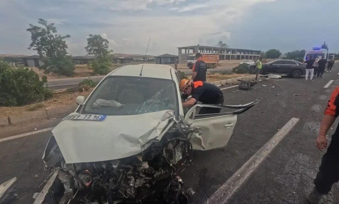 Elazığ’da meydana gelen trafik kazasında, 2 kişi yaralandı. Kaza, Elazığ-Malatya