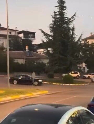 Elazığ’da bir sürücü, aracının plakasını kapatarak drift yaparken çekilen bir